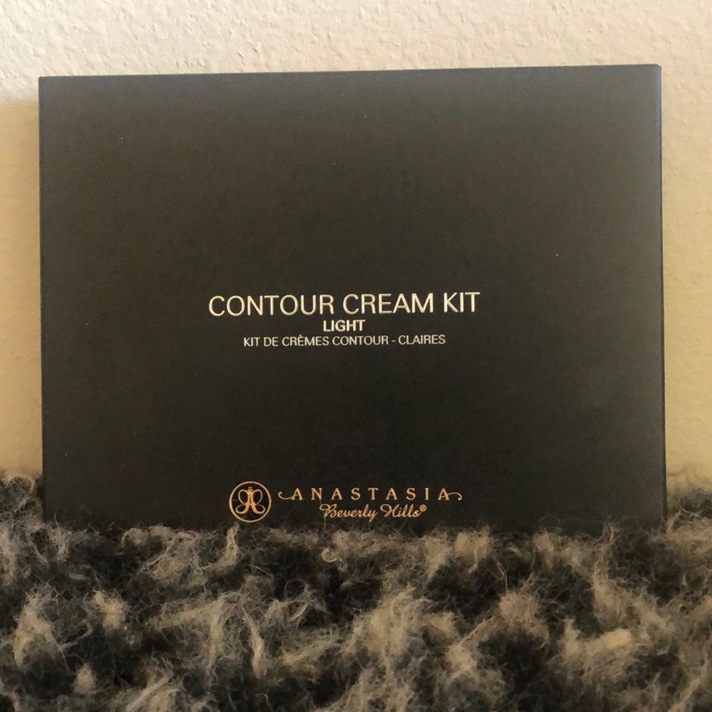 Anastasia contour cream kit in light